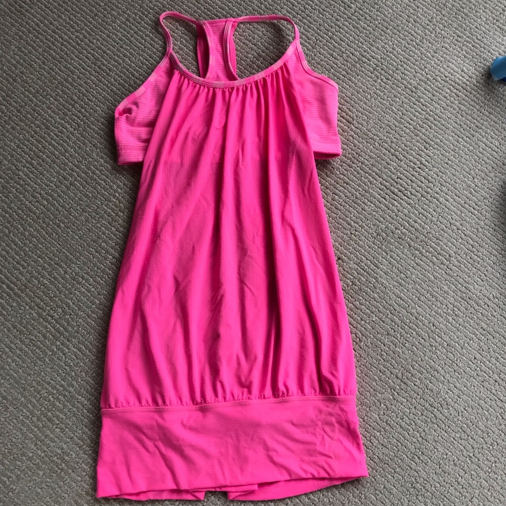 Lululemon No Limits Tank